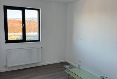 Casă cu 4 camere în Central - 3