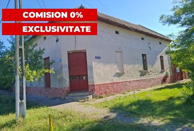 Casa spatioasa cu spatiu comercial pe colt in Nadlac - 10