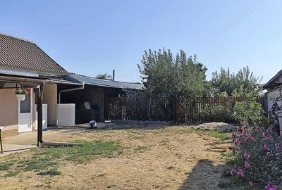 Casa de vanzare, teren mare, intrare auto - Sacadat, Bihor - 6