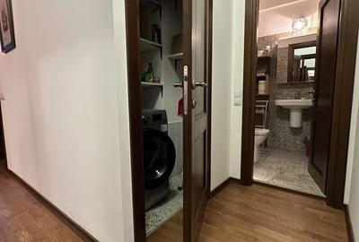 Apartament cu 3 camere decomandat în Central - 1