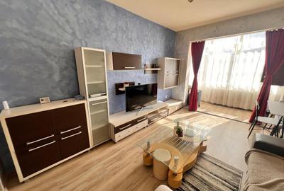 Apartament cu 2 camere decomandat, mobilat în Tractorul - 2