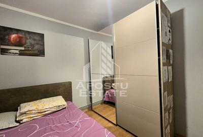 Apartament decomandat, 2 camere, etaj intermediar, Lipovei - 12