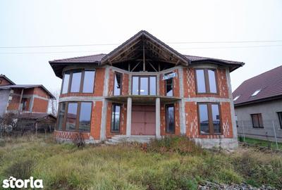Casă cu 7 camere cu Teren 530 Mp în Sânmartin - 15