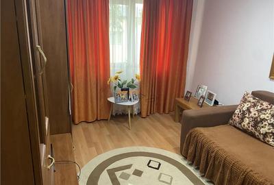 Apartament 3 camere , zona ultracentrala -Casa de Pensii Foc