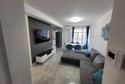 Apartament cu 3 camere în Central - 1