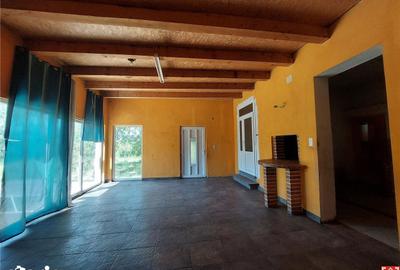 Casă cu 5 camere decomandat cu Teren 2155 Mp în Periam - 7