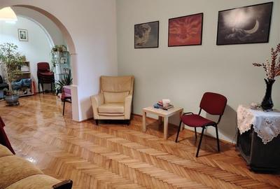 Casă individuală cu 3 camere în P-ța Muncii