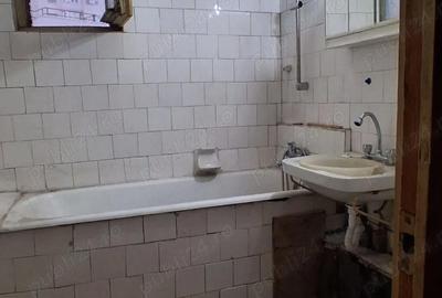 Apartament cu 3 camere decomandat în Brâncoveanu - 8