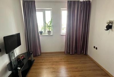 Apartament cu 3 camere semidecomandat în Victoriei - 4