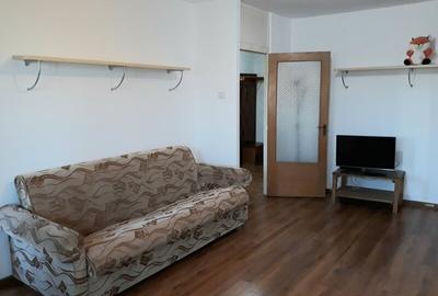 Lacul Tei, Parc, Universitatea Tehnica de Constructii, semistradal - 2