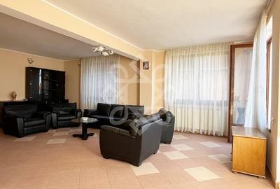 Casă individuală cu 8 camere cu Teren 1270 Mp în Central - 2