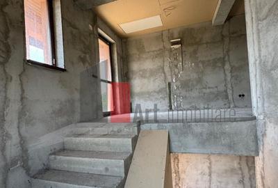 Casa la rosu in Peris - 19