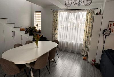 Casă cu 3 camere cu Teren 140 Mp în Central - 1