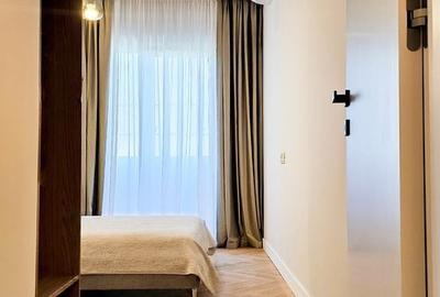 Apartament cu 3 camere în Central - 1