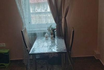 Apartament cu 2 camere decomandat în Roșu - 2