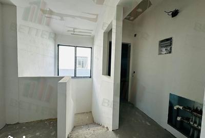 Casă cu 4 camere cu Teren 505 Mp în Frumușani - 5