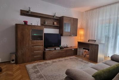 Inchiriez apartament 2 camere ultracentral