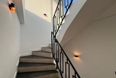 Vila 4 camere de inchiriat TUNARI ?coala Americana 3 min. - 9