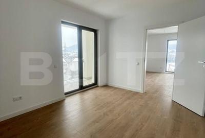 Apartament cu 3 camere decomandat în Calea Moldovei - 3
