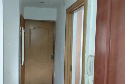 Apartament cu 2 camere decomandat, mobilat în Universitate - 1