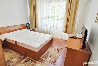 Apartament cu 2 camere decomandat în Republicii