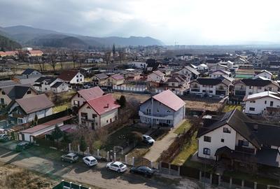 Casă cu 6 camere cu Teren 1075 Mp în Cristian - 24