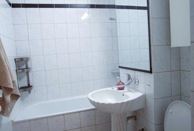 Apartament cu 3 camere decomandat, mobilat în 13 Septembrie - 11