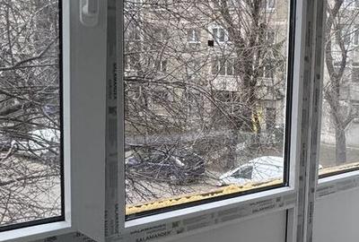 Garsonieră decomandată, mobilată în Tineretului