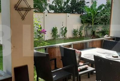 Casă cu 9 camere cu Teren 435 Mp în Democrației - 9