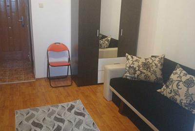 Garsonieră decomandată în Bartolomeu