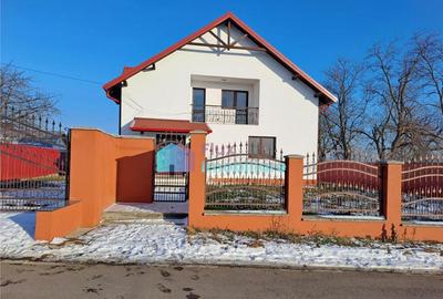 Vila spatioasa in Liteni Moara - 18