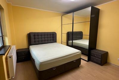 Apartament cu 3 camere decomandat, mobilat în 13 Septembrie - 2