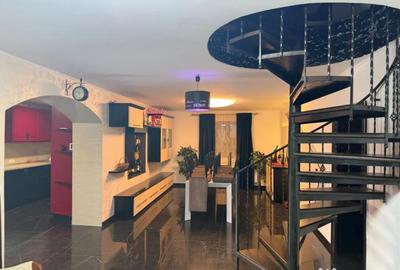 Casă cu 2 camere cu Teren 500 Mp în Central - 2