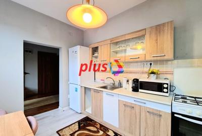 Casă individuală cu 5 camere în Central