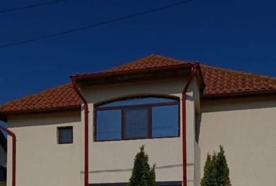 LUMINA - VILA P+1+M -300MP UTILI - 5 CAMERE -- TERMEN LUNG -1000 EURO - 2