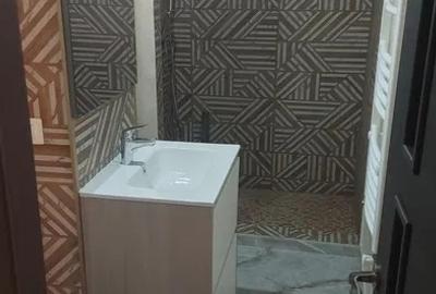 Apartament cu 4 camere decomandat în Central - 2