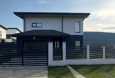 Casă cu 5 camere cu Teren 500 Mp în Miroslava - 3