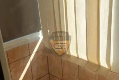 Apt 2 camere Scoala 8, INEL II, fara imbunatatiri, balcon, 3 - 3