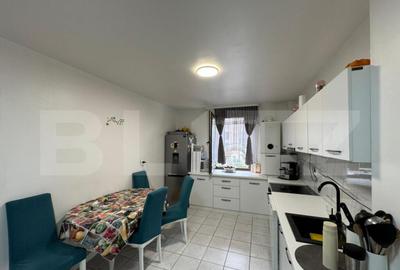 Apartament de vanzare, cu 2 camere, 57 mp, decomandat, zona - 9