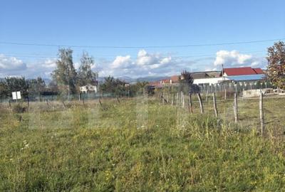 Teren de 1200 mp, în Micești - 2