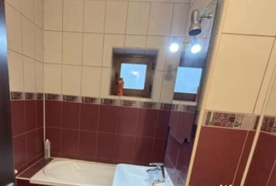 Apartament cu 3 camere decomandat, mobilat în 9 Mai - 6