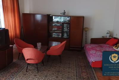 Casă individuală cu 5 camere cu Canalizare în Central - 10