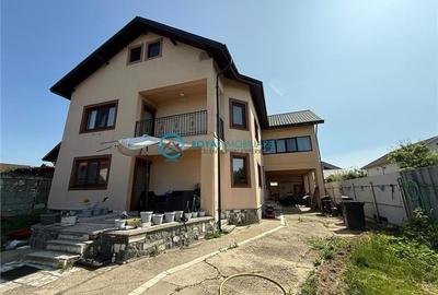 Casă individuală cu 7 camere în Păulești