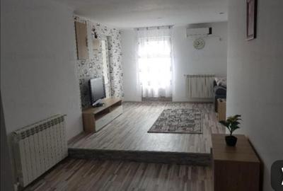 CENTRAL  SALA SPORTURILOR  2 CAMERE  400 EURO  PARCARE REZERVATA TERMEN LUNG - 2