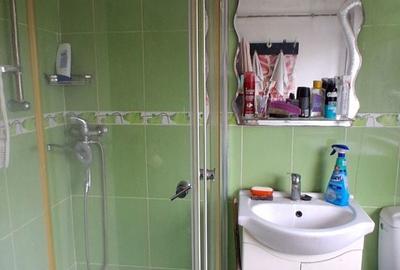 Casă cu 4 camere cu Teren 1600 Mp în Poiana - 4