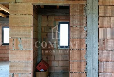 Casă individuală cu 4 camere cu Canalizare în Dezmir - 5