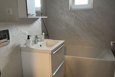Apartament cu 2 camere decomandat, mobilat în Micro 17 - 2