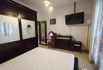 Apartament cu 3 camere decomandat în Costin Georgian - 2