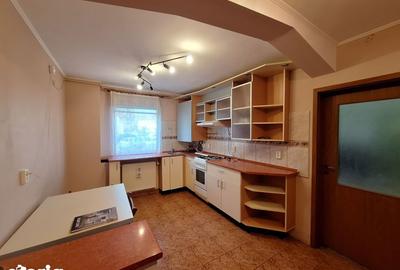 Apartament cu 2 camere semidecomandat, mobilat în Circumvalațiunii