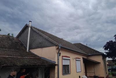Vand casa in Ungaria la 25 km de vama Bors - 2